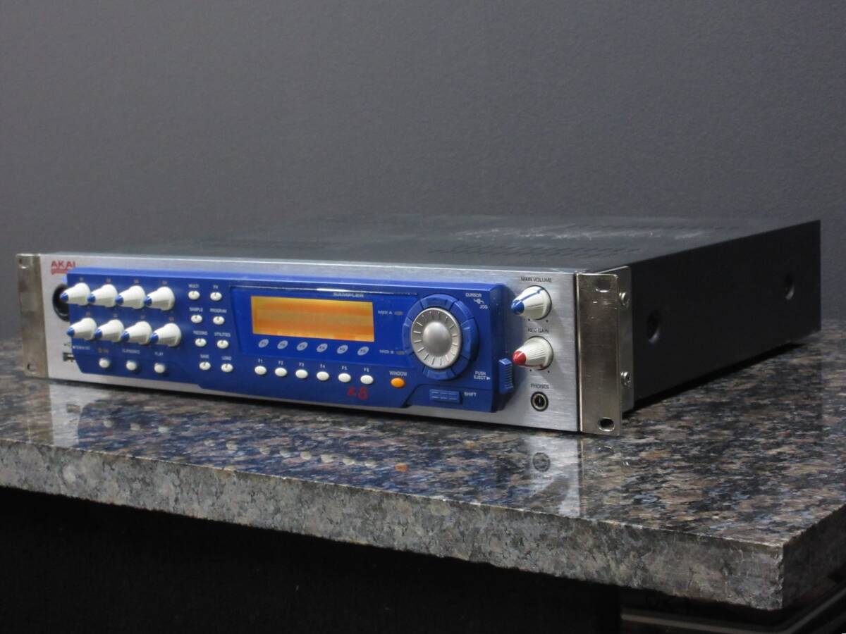 AKAI Z8
